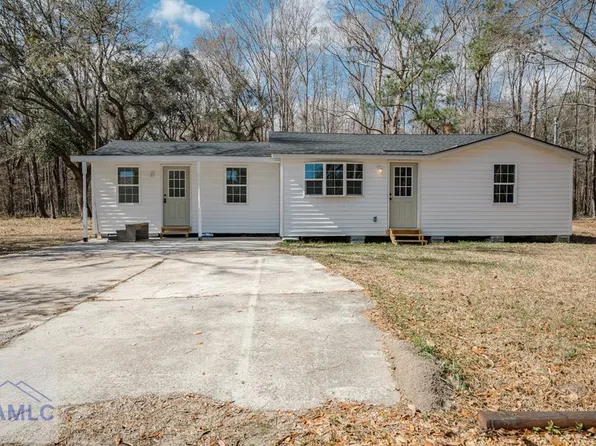 156 Diamond Ln, Midway, GA 31320