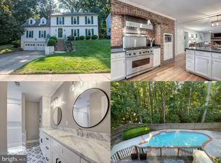 5709 Wooden Hawk Ln, Burke, VA 22015