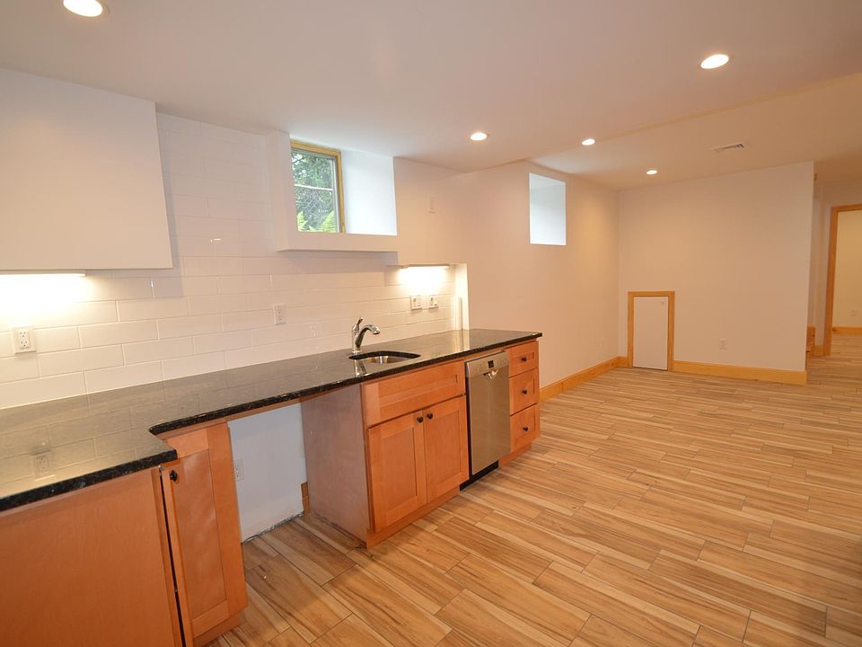 2nd image of 184 Babcock St #1