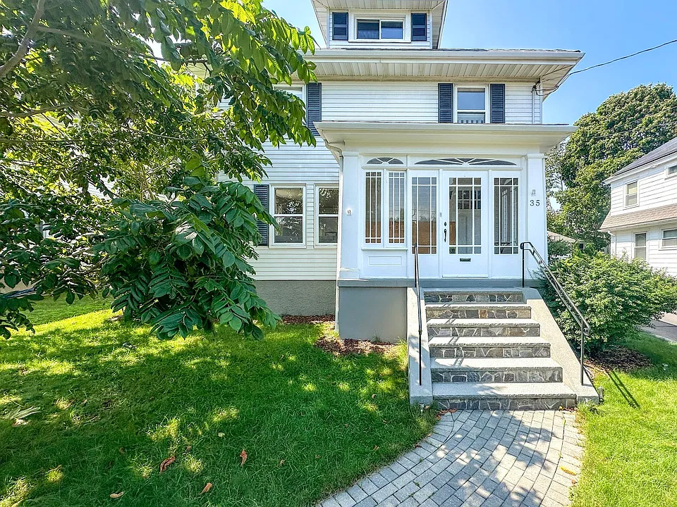 35 Reedsdale Rd