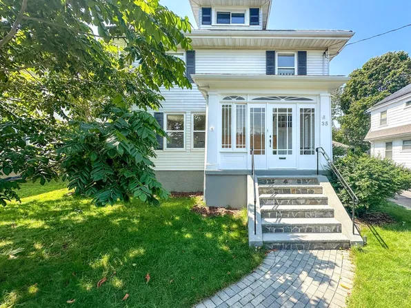 35 Reedsdale Rd, Milton, MA 02186