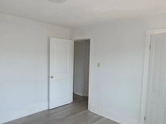 5th image of 348 E Grand St #1