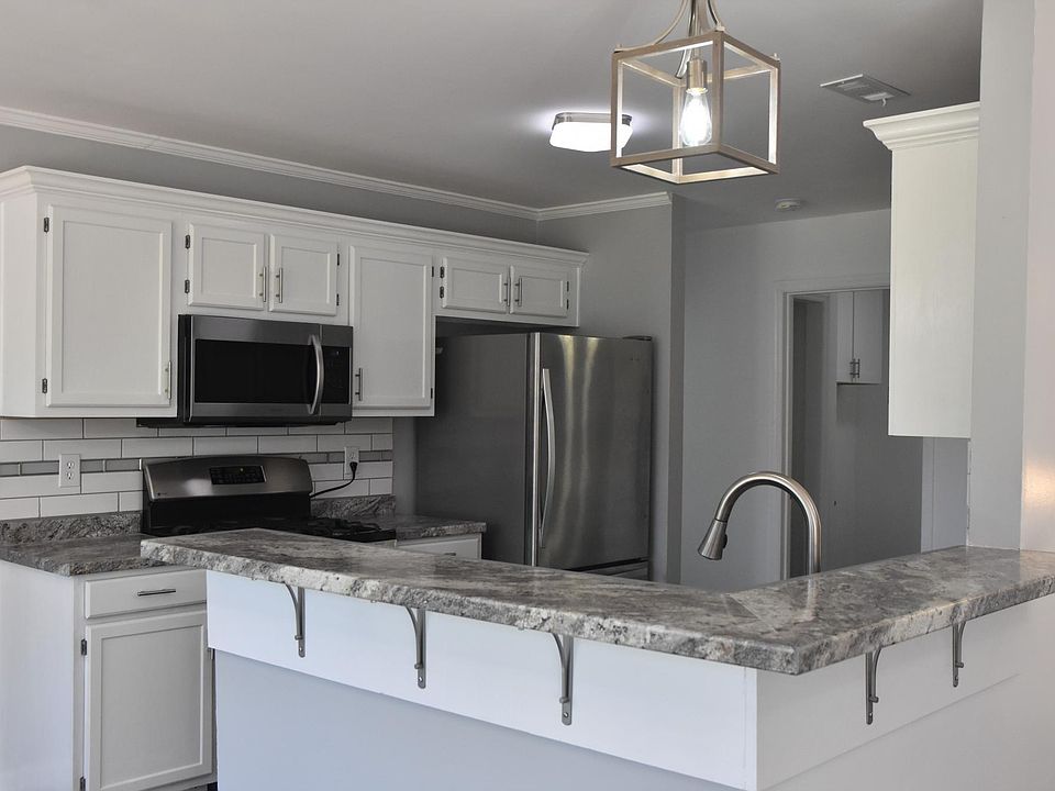 1st image of 13624 Quixley Ln
