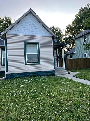 1512 Linden St Photo 1