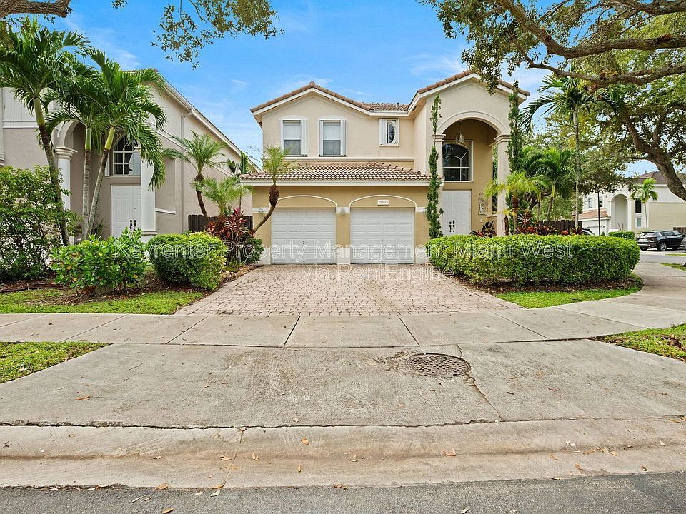 1st image of 11360 NW 47th Ln