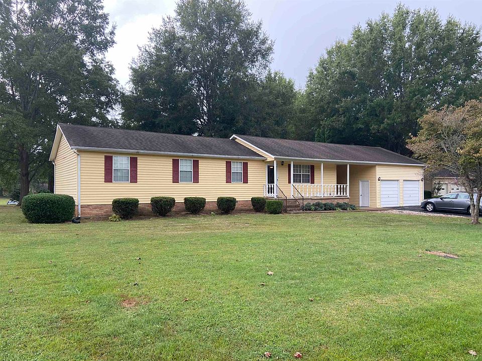 1st image of 125 Woodside Cir