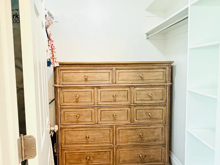 229 E 200 N #4 — Photo 8