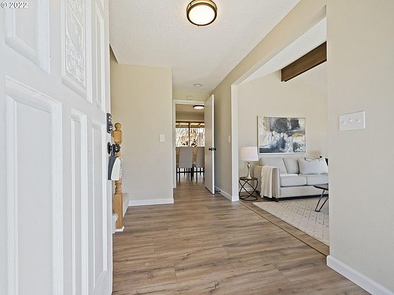 3rd image of 2816 NE 150th St