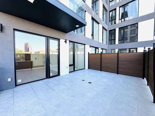 31-16 21st St #2G, Astoria, NY 11106