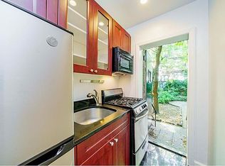 209 E 76th St #1C, New York, NY 10021