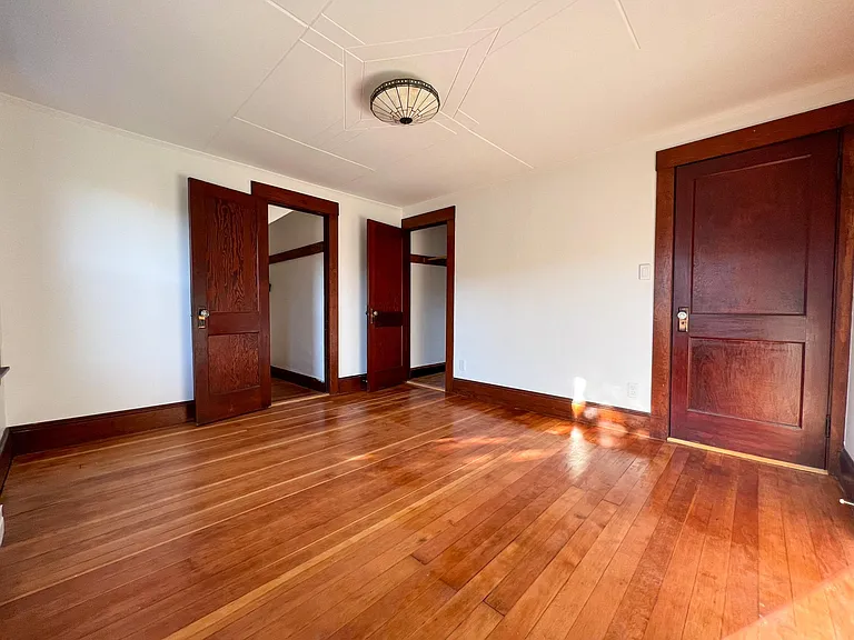 21 Madison St #2 — Photo 30