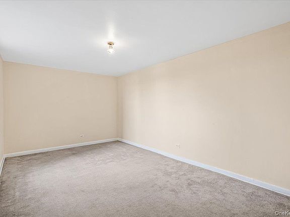 5th image of 8450 169th Street #306