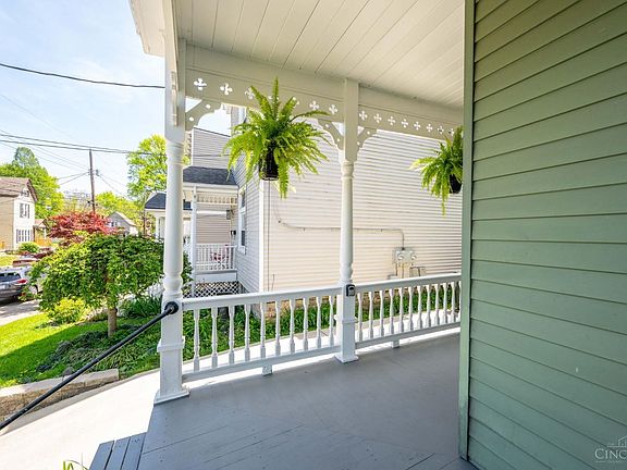4th image of 1837 Lincoln Ave