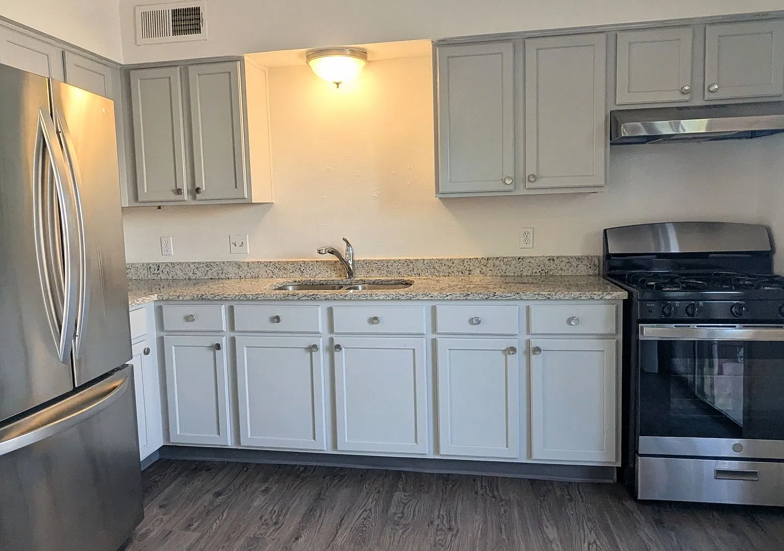 Bermuda Apartments — Photo 3