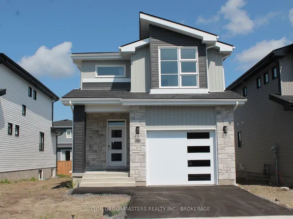 216 Superior Dr, Loyalist, ON K7N 0E4