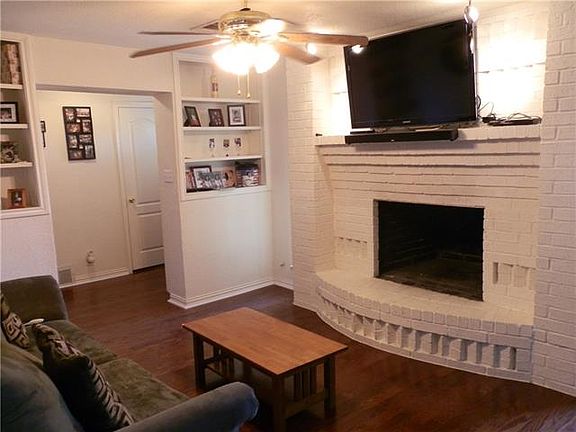5th image of 22 Beverly Ct