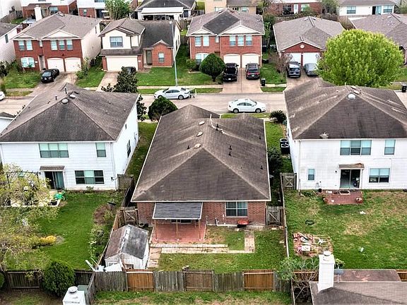 3rd image of 13510 Eldridge Villa St
