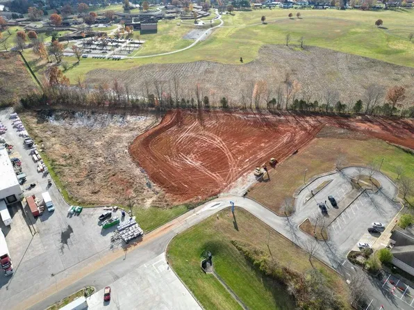 300 Washington Dr, Somerset, KY 42501
