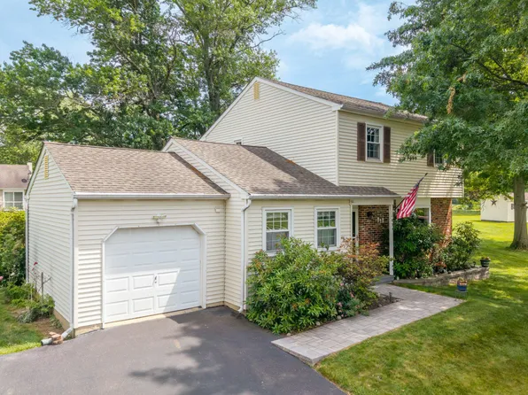 103 Olde Pilgrim Rd, Dublin, PA 18917