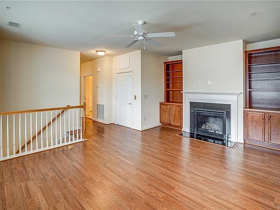 5th image of 1001 Heathsville Ct Unit C