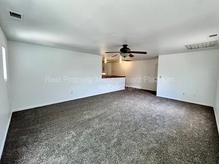 6054 E Hampton Way — Photo 12