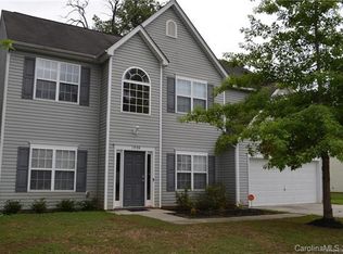 1526 Peachcroft Rd, Charlotte, NC 28216