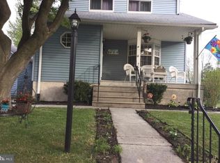 2500 Academy Ave, Holmes, PA 19043