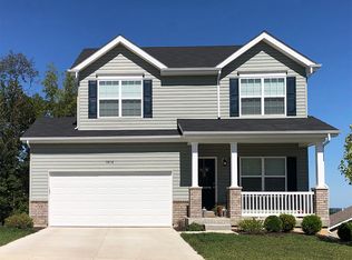 1625 Westlake Cir, Pacific, MO