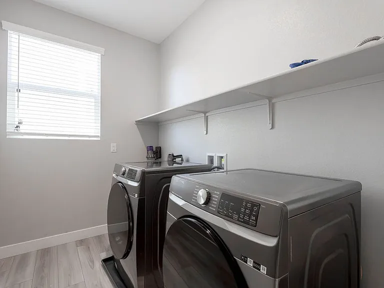 10620 Carnes Ave — Photo 13