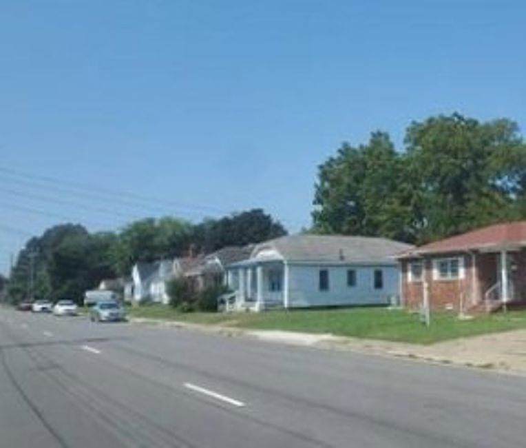 2nd image of 1353 27th St