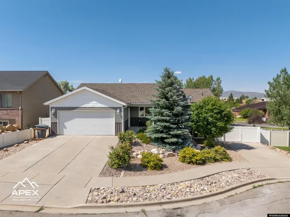 180 Wall St, Evanston, WY 82930