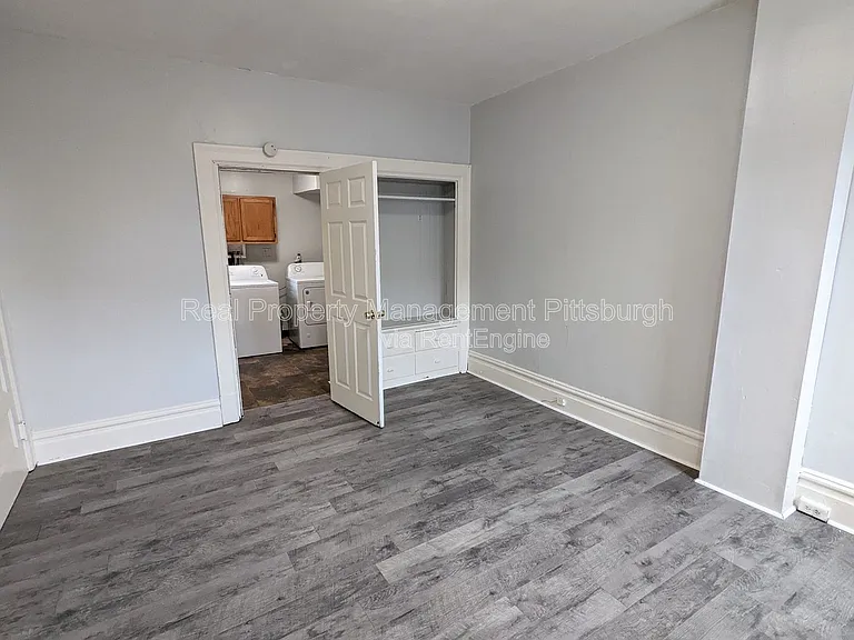42 Van Braam St #2 — Photo 15