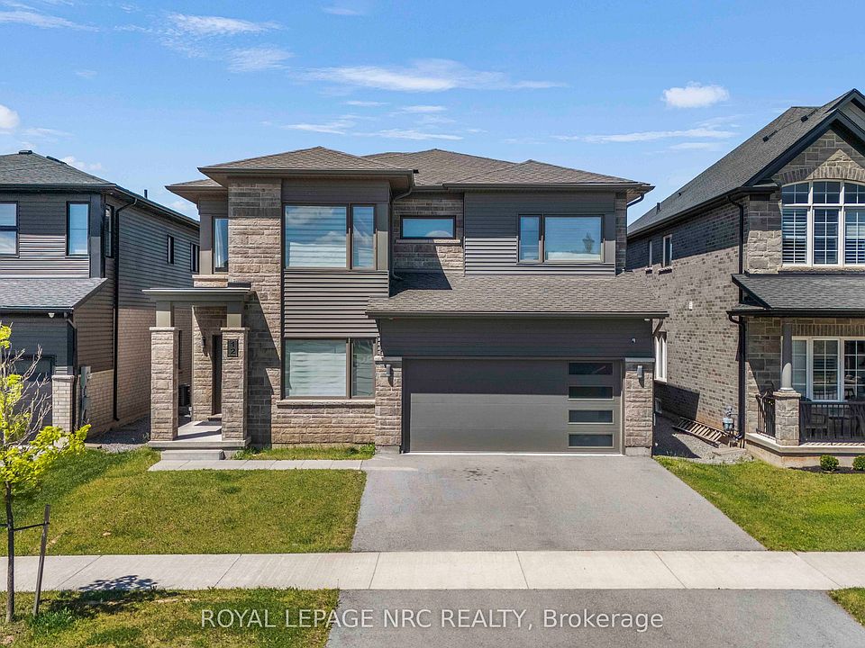 1st image of 12 Swan Ave