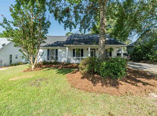611 Westwood Dr, Lexington, SC 29073