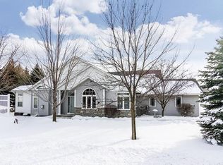 14401 Hunters Ln, Savage, MN 55378