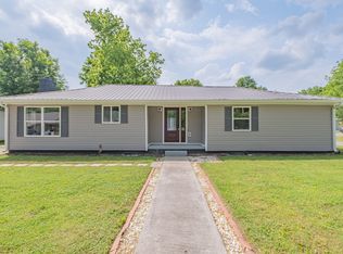 411 England St E, Cowan, TN 37318