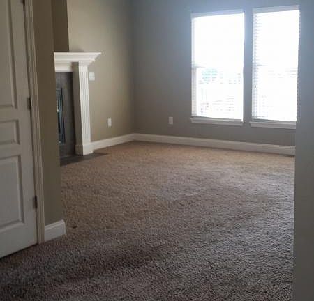4th image of 4218 N 121st Ter