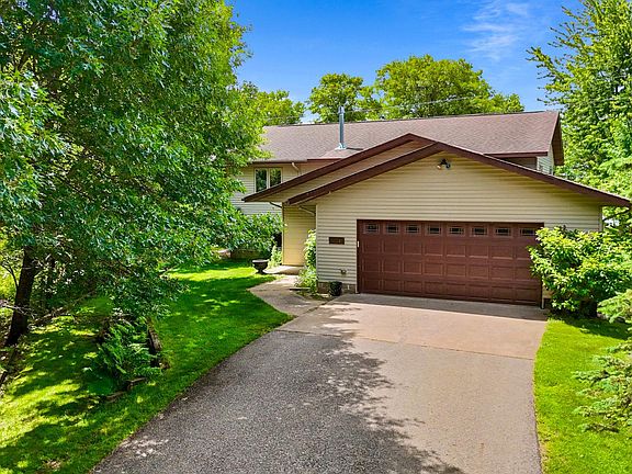 3rd image of 7101 Browns Ln