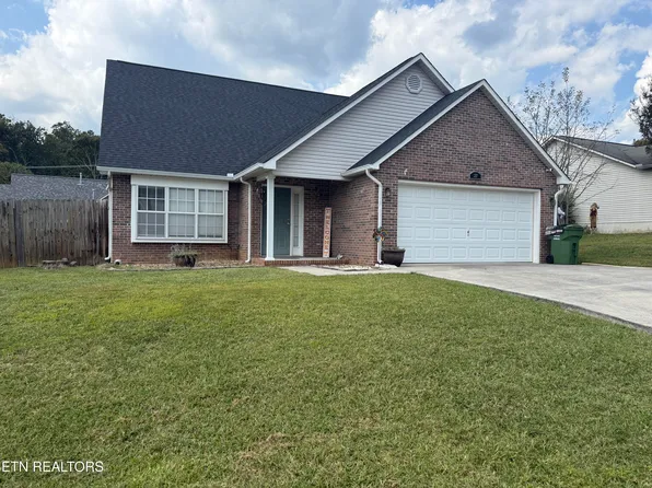 217 Dogwood Glen Ln, Powell, TN 37849