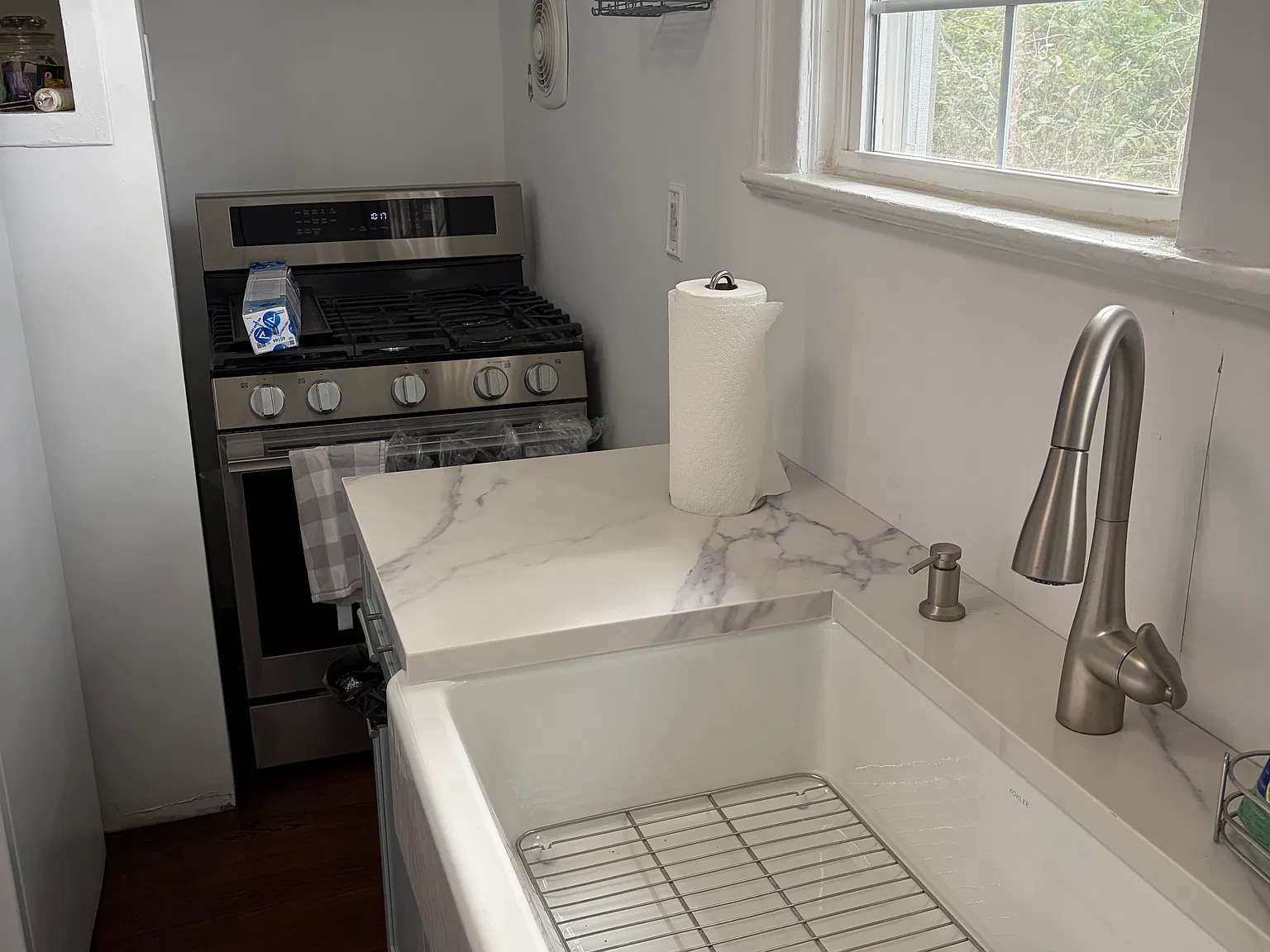 2 bed, 768 sqft, $2,750 — Photo 4