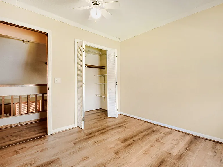 13161 Fordham Ct — Photo 17
