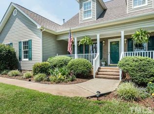 3936 Clear View Dr, Mebane, NC 27302