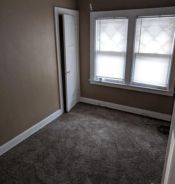 1st image of 3968 Glencross Ave