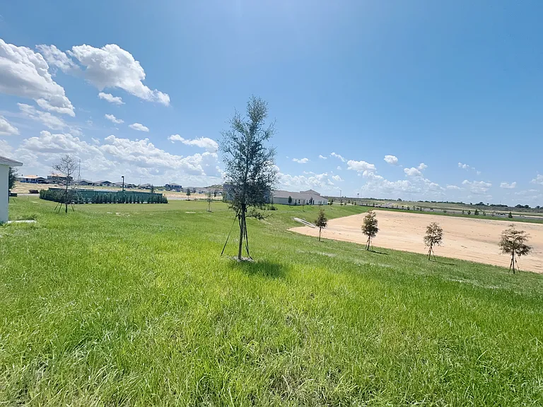 2362 McKinley Dr — Photo 42