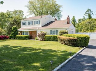 45 Shelby Rd, East Northport, NY 11731