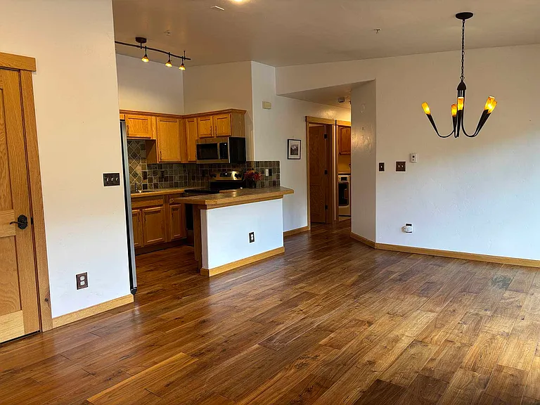 3365 Columbine Dr #407 — Photo 8