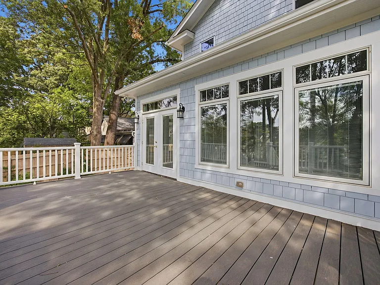 2203 Saint Marys St — Photo 26