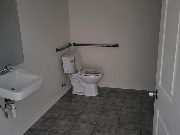 3rd image of 227 Methvin Dr #227
