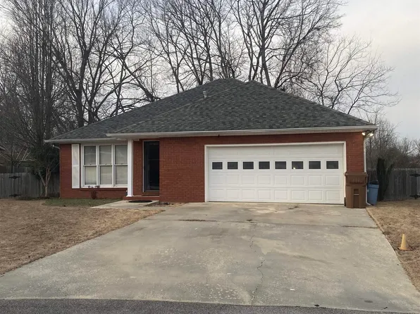 52 Cedar Brook St, Moulton, AL 35650