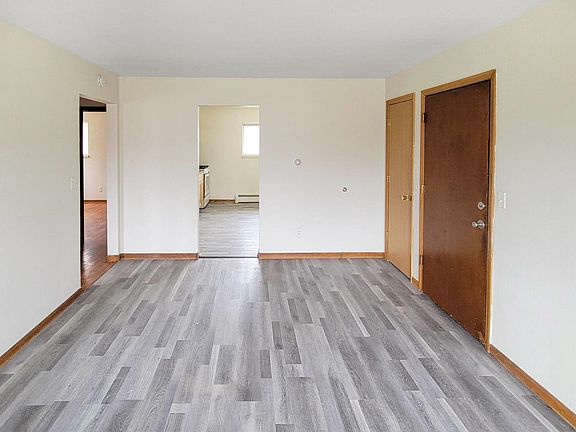 5th image of 2961 Taft Ave SW